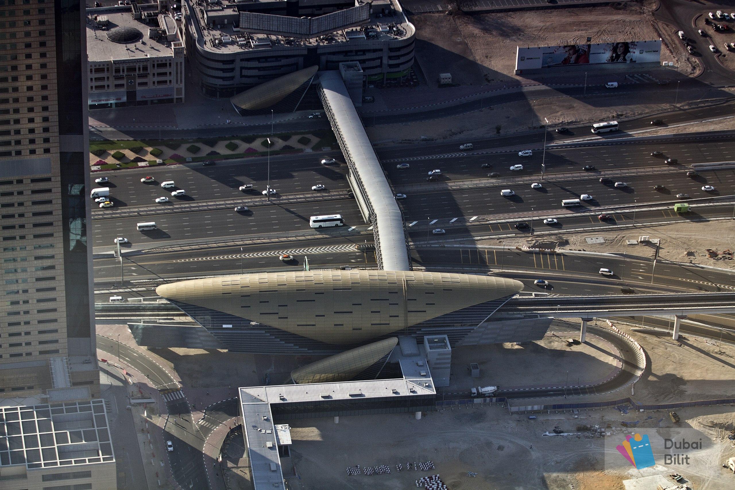 ایستگاه دبی مال – برج خلیفه - (DUBAI MALL- BURJ KHALIFA)