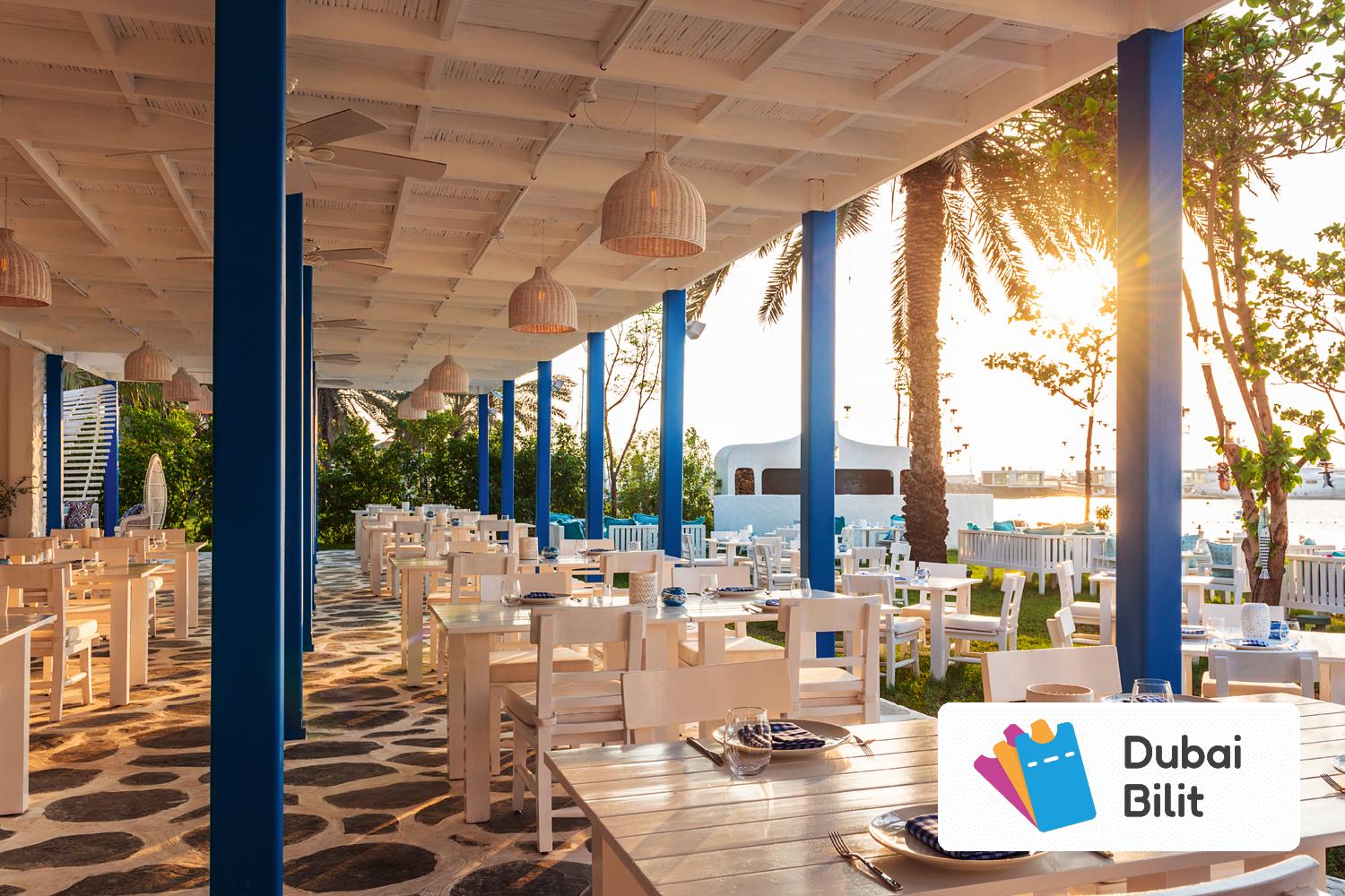 رستوران فیش بیچ تاورنا (Fish Beach Taverna)